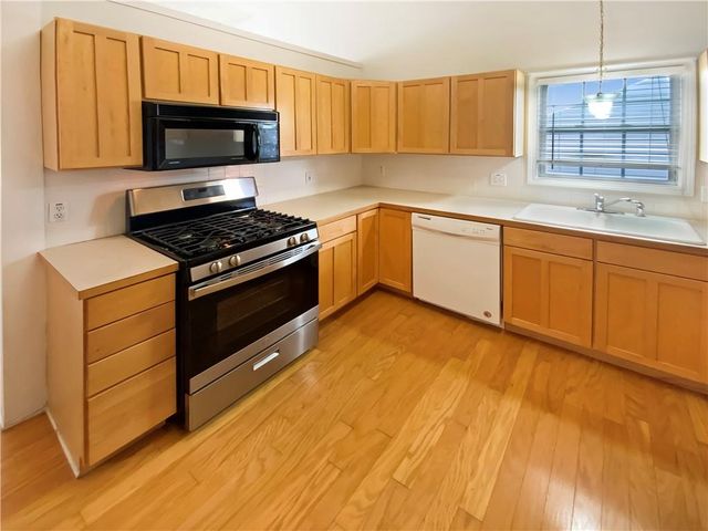 105 Mashburn Place, Canton, GA 30114