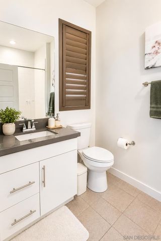 9057 W Bluff Place, Santee, CA 92071