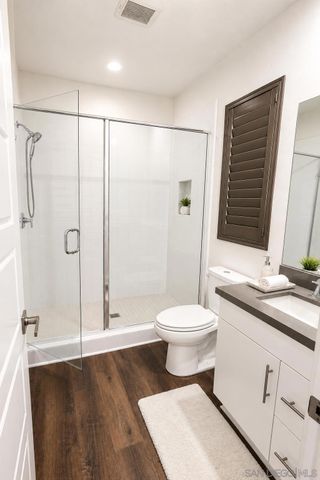 9057 W Bluff Place, Santee, CA 92071