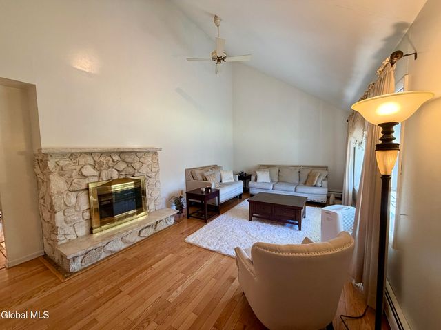 31 Laura Drive, Colonie, NY 12110