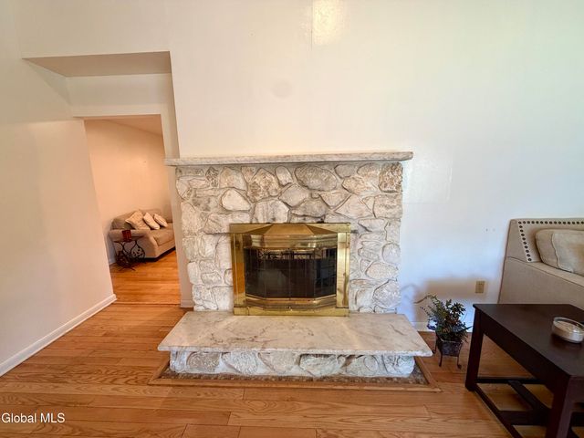 31 Laura Drive, Colonie, NY 12110