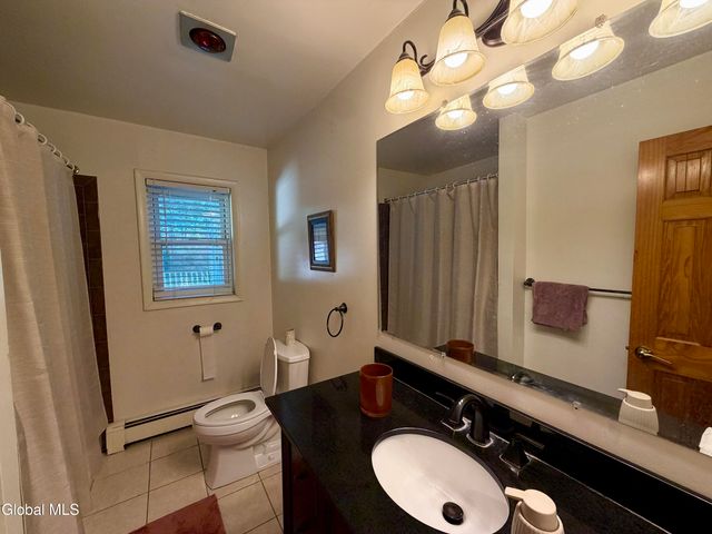 31 Laura Drive, Colonie, NY 12110