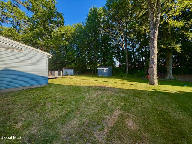 31 Laura Drive, Colonie, NY 12110