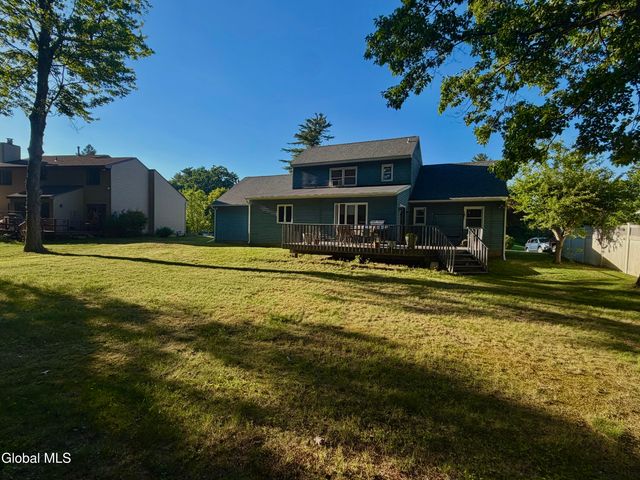 31 Laura Drive, Colonie, NY 12110