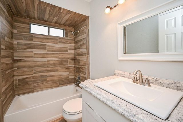 15723 Creekhaven Drive, Houston, TX 77084