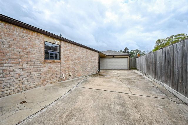 15723 Creekhaven Drive, Houston, TX 77084