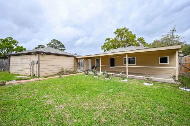 15723 Creekhaven Drive, Houston, TX 77084