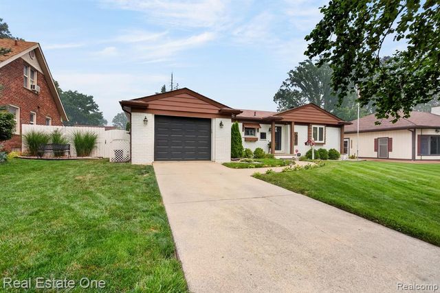 13704 Argyle Street, Southgate, MI 48195