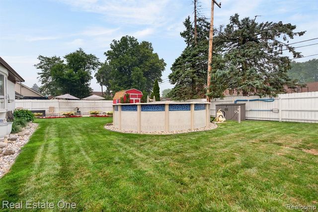 13704 Argyle Street, Southgate, MI 48195