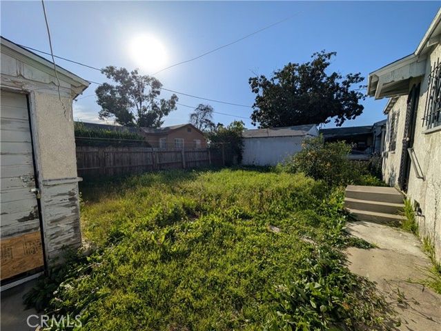 10958 S Budlong, Los Angeles, CA 90044