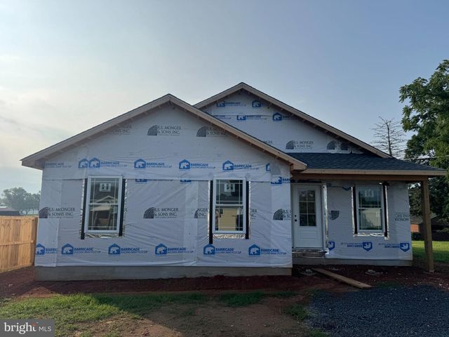 80 DOGWOOD LN, Luray, VA 22835