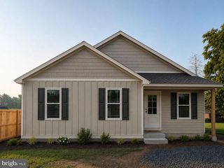 80 DOGWOOD LN, Luray, VA 22835