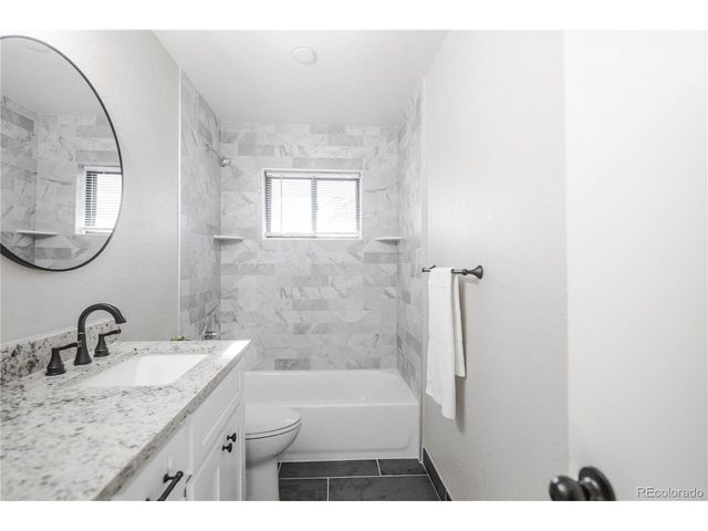 820 Drake St, Denver, CO 80221