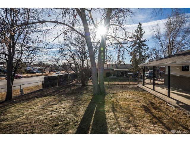 820 Drake St, Denver, CO 80221