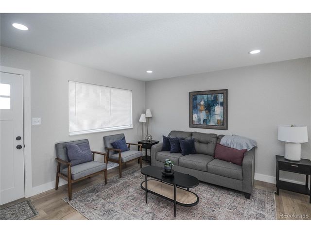 820 Drake St, Denver, CO 80221