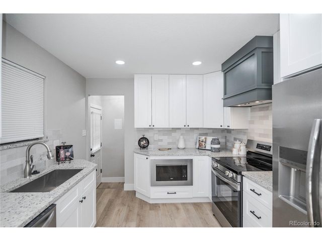 820 Drake St, Denver, CO 80221