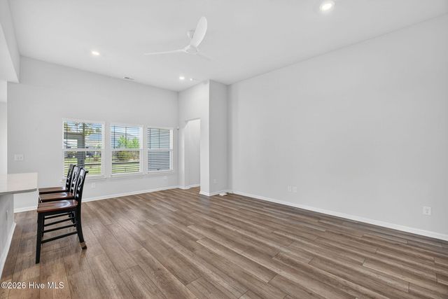 6914 English Holly Court SW, Ocean Isle Beach, NC 28469