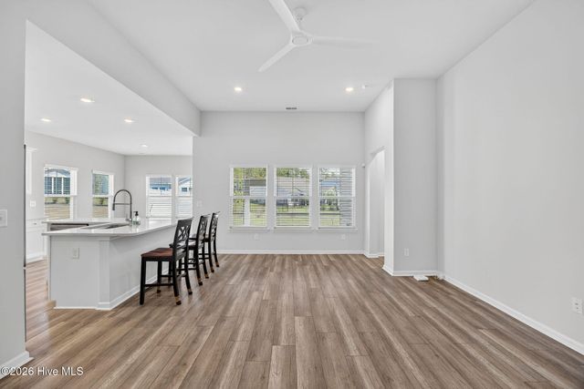 6914 English Holly Court SW, Ocean Isle Beach, NC 28469