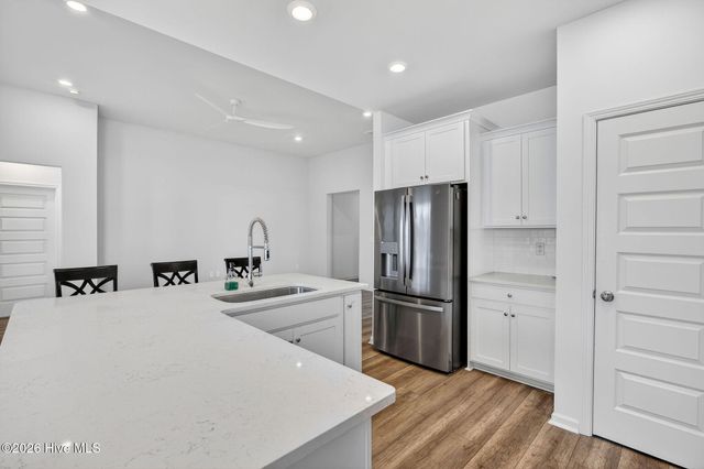 6914 English Holly Court SW, Ocean Isle Beach, NC 28469