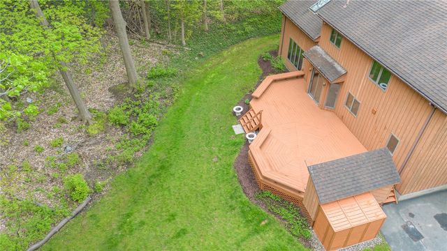 29 Woodbriar Lane, Chili, NY 14624