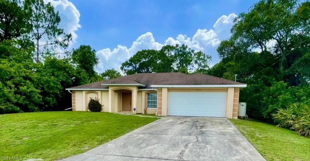 1825 Tomaso AVE, LEHIGH ACRES, FL 33972 — exterior