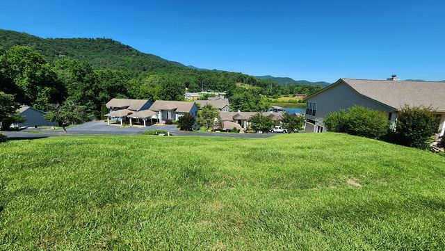 M2 Admirals Point, Hiawassee, GA 30546