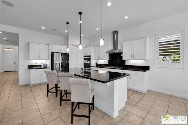 64 Zinfandel, Rancho Mirage, CA 92270