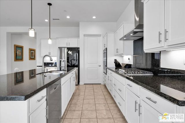 64 Zinfandel, Rancho Mirage, CA 92270