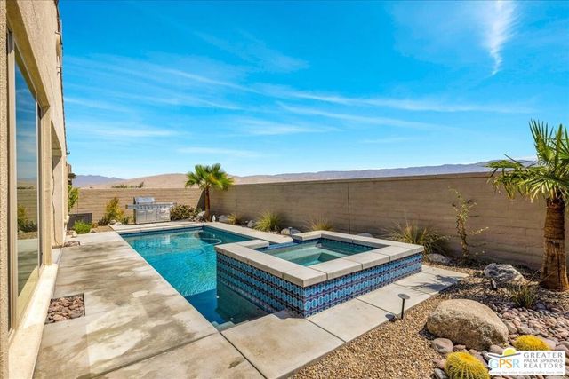 64 Zinfandel, Rancho Mirage, CA 92270
