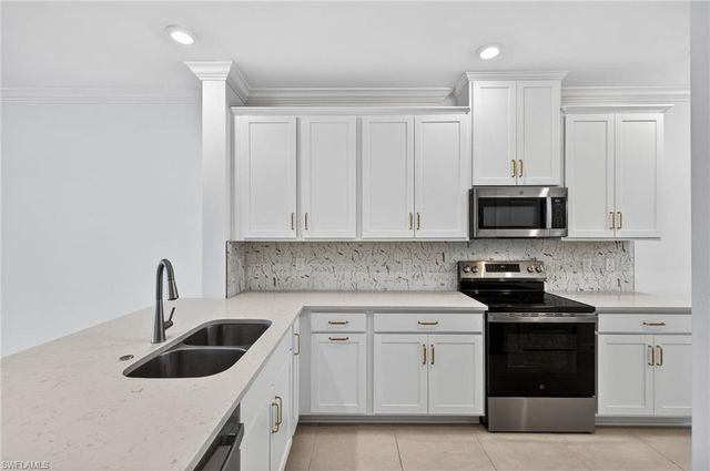 11751 Venetian Lagoon DR, Fort Myers, FL 33913