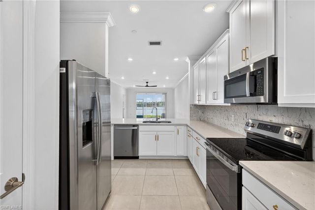 11751 Venetian Lagoon DR, Fort Myers, FL 33913