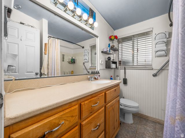 4935 S MARIANNA DR, Taylorsville, UT 84129