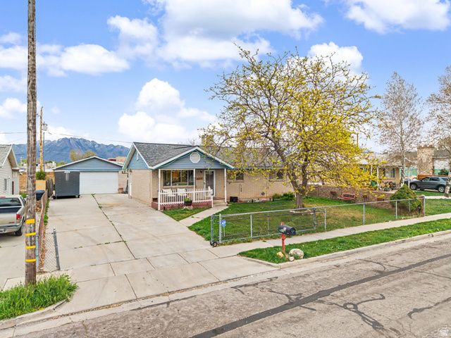 4935 S MARIANNA DR, Taylorsville, UT 84129