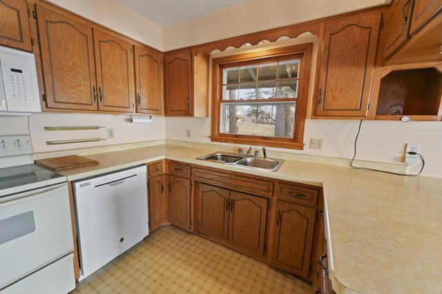 8818 Mogensen Shores Road, Brainerd, MN 56401