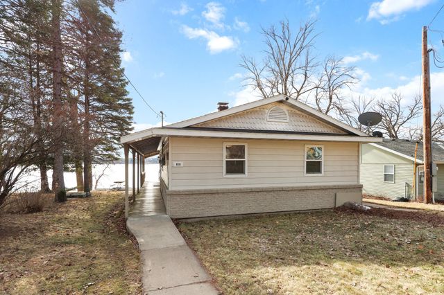 8818 Mogensen Shores Road, Brainerd, MN 56401