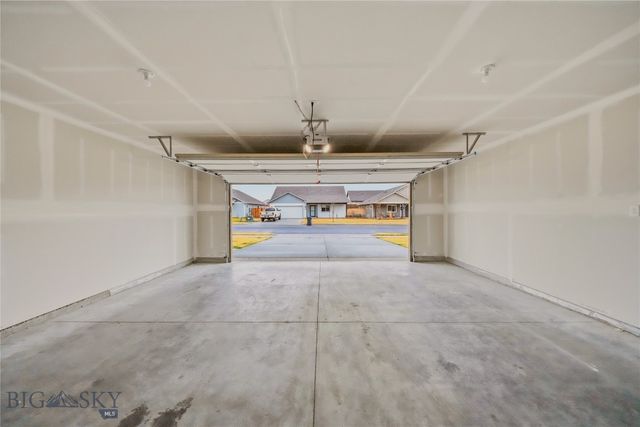 2011 Waterfall, Belgrade, MT 59714