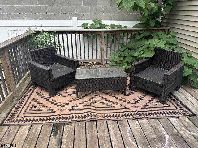39 Jacob St, Newark City, NJ 07103