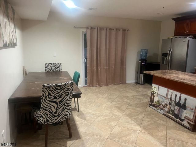39 Jacob St, Newark City, NJ 07103