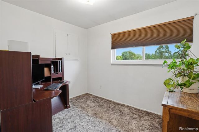 33929 Warren Road, Westland, MI 48185