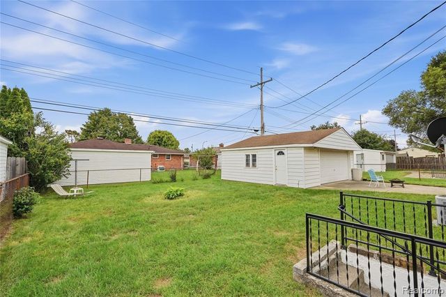 33929 Warren Road, Westland, MI 48185