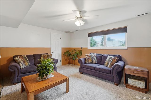 33929 Warren Road, Westland, MI 48185