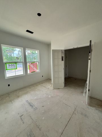 482 Jet Stream Dr, La Vergne, TN 37086