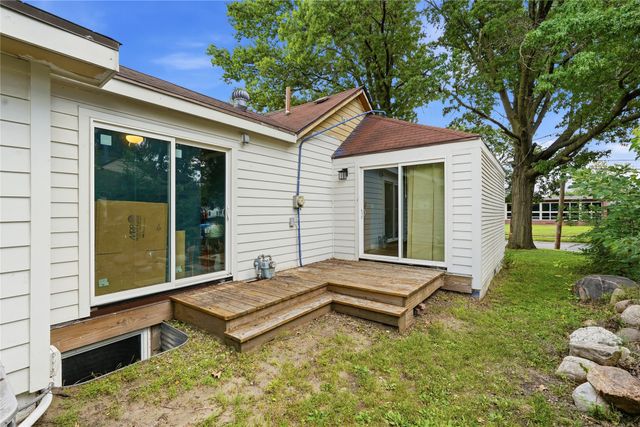 3936 E 8th Street, Des Moines, IA 50316