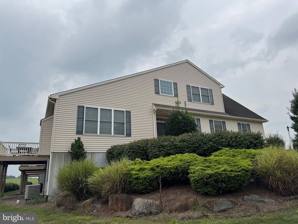 530 WHITE CHAPEL RD, Lancaster, PA 17603