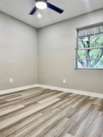 3633 Flamingo Way, Mesquite, TX 75150