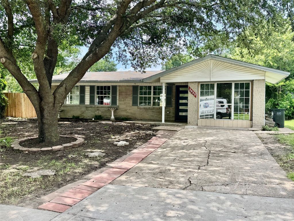 3633 Flamingo Way, Mesquite, TX 75150