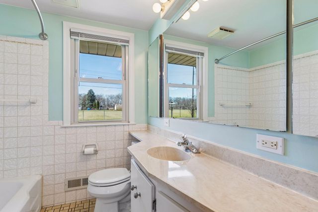 6914 Harriet Avenue, Richfield, MN 55423