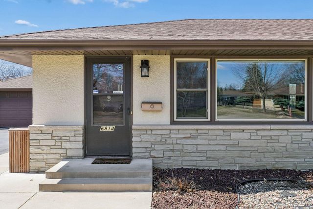 6914 Harriet Avenue, Richfield, MN 55423