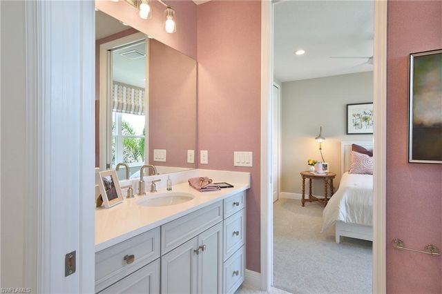 4235 Pegasus WAY, Naples, FL 34120