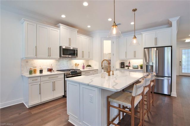 4235 Pegasus WAY, Naples, FL 34120